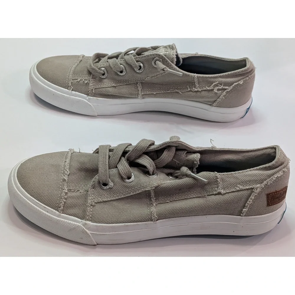 Blowfish Malibu Canvas Sneakers Womens 9 Gray Excellent Distressed Slip On